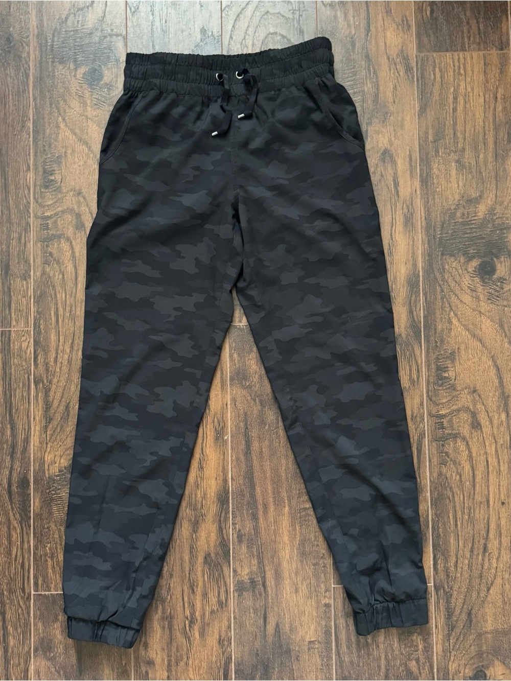 Kyodan Small Gray Camouflage Athletic Joggers